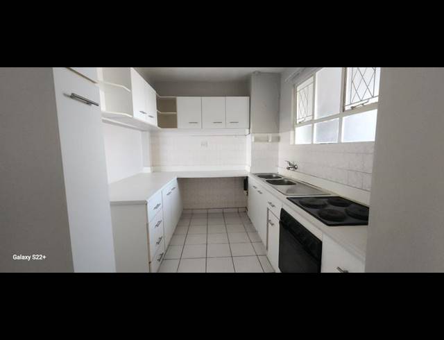 2 BEDROOM PROPERTY TO RENT IN NORTH BEACH
